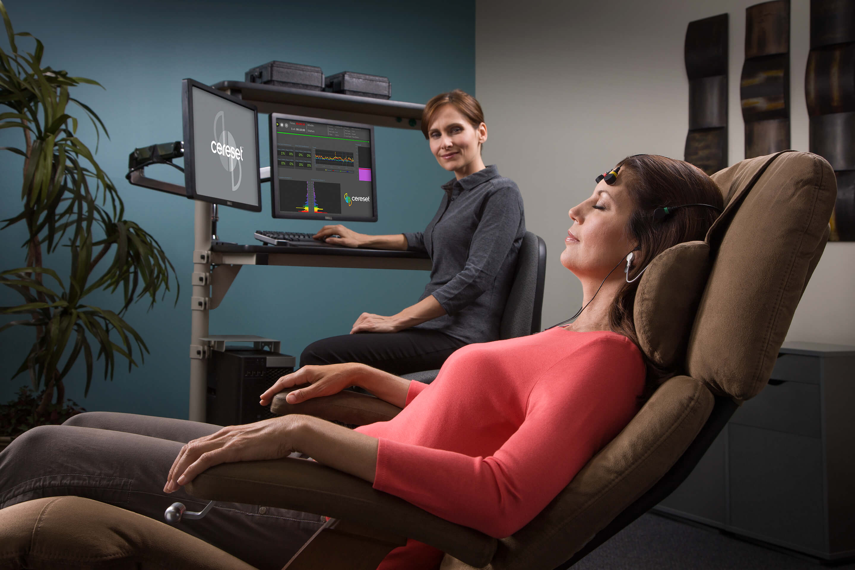 cereset tech coach with client cereset tech coach with client