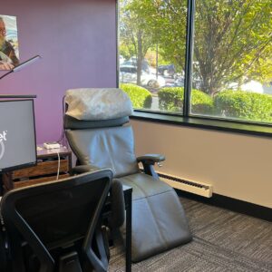zero gravity chair and computer in Cereset session room with window